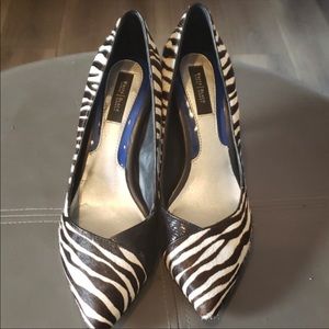 WHBM Zebra pumps